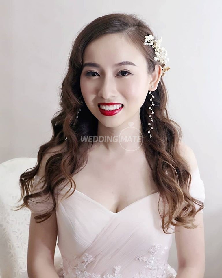 Angela Sun Make Up & Hair-do
