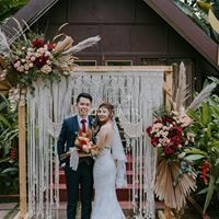 The Wedding Barn - Photographer