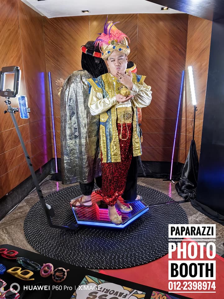 The Paparazzi Photobooth