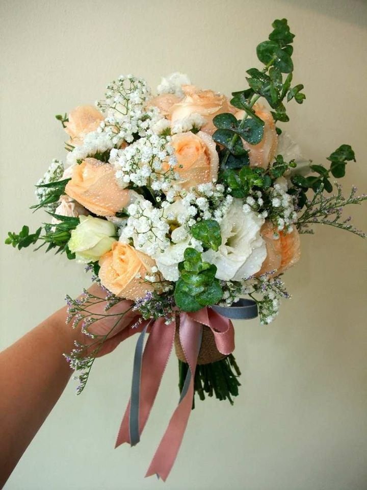 Bee Sweet Flowers & Gift House