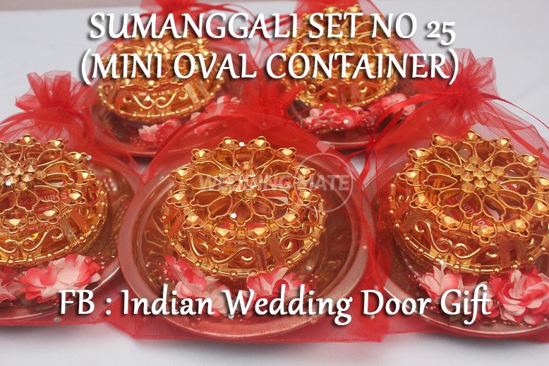 Indian Wedding Door Gift