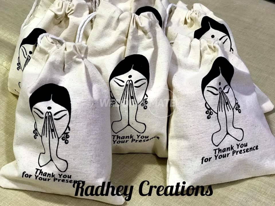 Radhey Creations-Tray Decoration & Gift