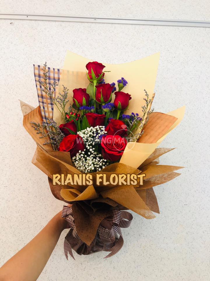 Riani's Florist