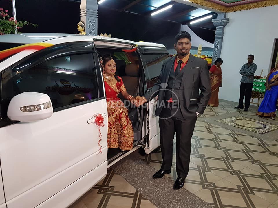Wedding Car For Rental With Decoration
